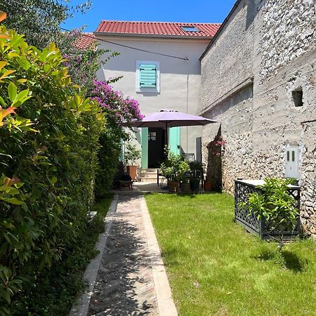 House "Vesela" Villa Biograd Na Moru Exteriör bild