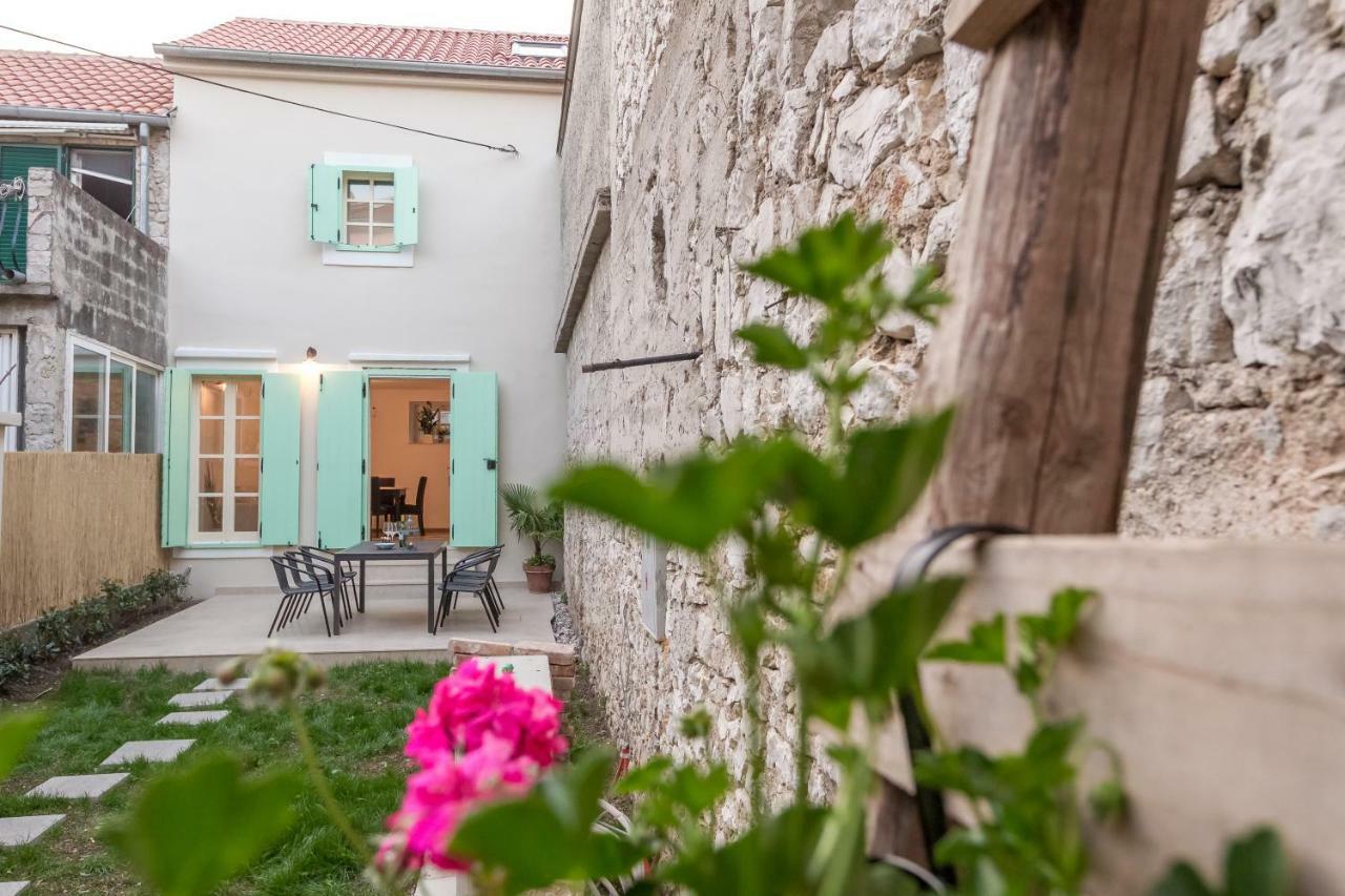 House "Vesela" Villa Biograd Na Moru Exteriör bild