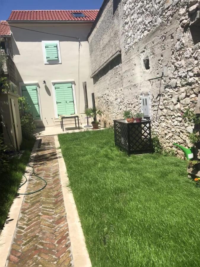 House "Vesela" Villa Biograd Na Moru Exteriör bild